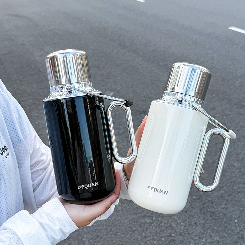 1個入りステンレス製保温保冷水筒、1000ML大容量携帯用魔 - Sports Water Bottle Insulated のレビューと価格